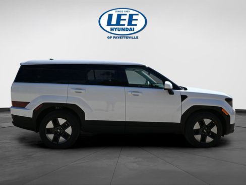 New 2026 Hyundai Santa Fe SE FWD image 2