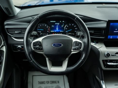 Used 2020 Ford Explorer XLT w/ Equipment Group 202A AWD/4WD image 22
