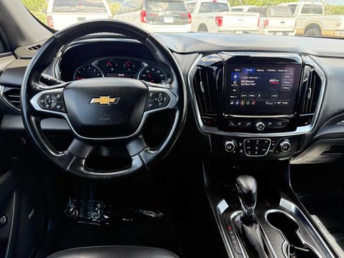 Used 2023 Chevrolet Traverse LT w/ LT Premium Package AWD/4WD image 33