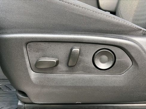 Used 2025 Chevrolet Silverado 2500 LT w/ Texas Edition image 70