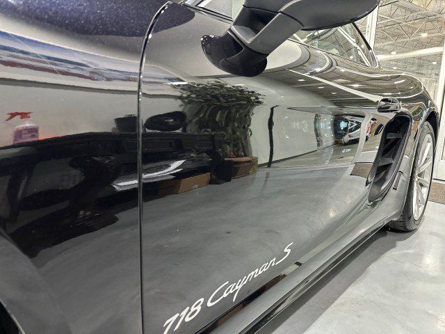 Used 2018 Porsche 718 Cayman S RWD image 62
