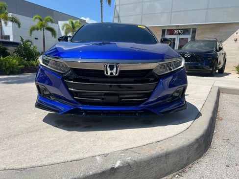 Used 2021 Honda Accord Sport Special Edition image 4