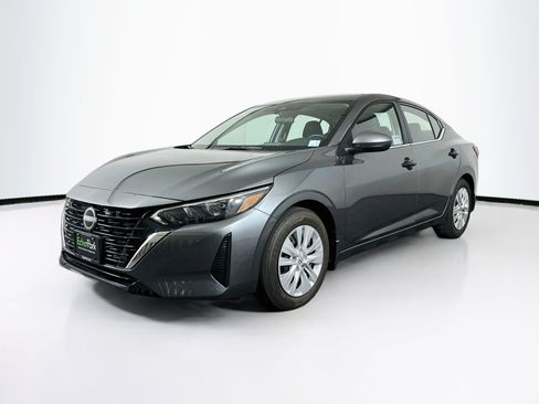 Used 2025 Nissan Sentra S FWD image 3