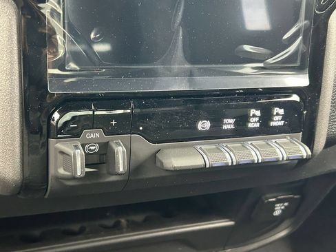 Used 2026 RAM 3500 Tradesman AWD/4WD image 18