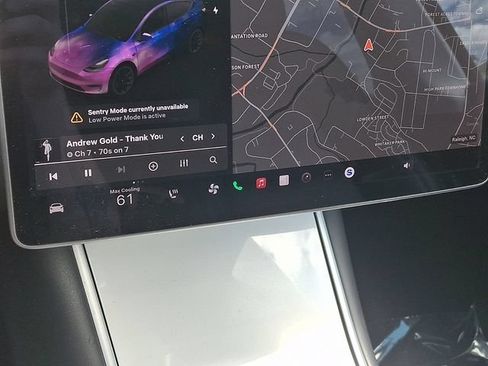 Used 2021 Tesla Model Y Long Range AWD/4WD image 19