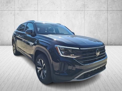 New 2026 Volkswagen Atlas Cross Sport SE image 7