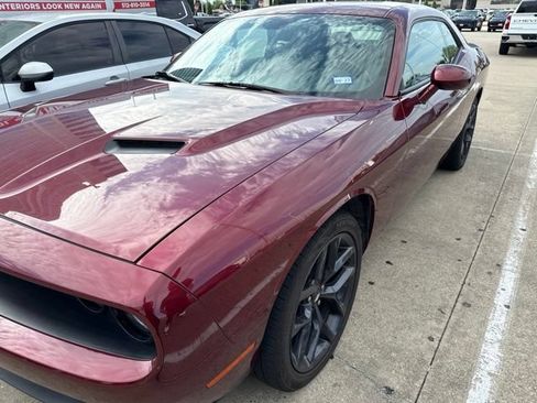 Used 2020 Dodge Challenger SXT w/ Blacktop Package RWD image 1