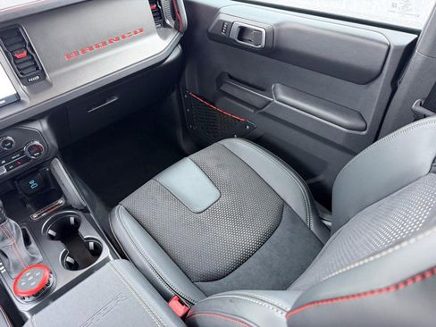 New 2025 Ford Bronco Raptor image 17