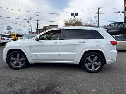 Used 2015 Jeep Grand Cherokee Overland w/ Advanced Technology Group image 8