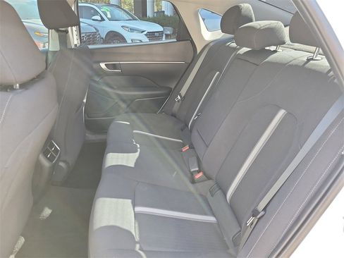 Certified 2023 Hyundai Sonata SEL w/ Convenience Package image 43