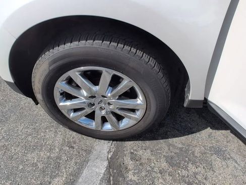 Used 2014 Ford Edge SEL w/ Equipment Group 205A image 48