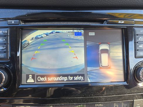 Used 2017 Nissan Rogue SL w/ SL Premium Package image 20