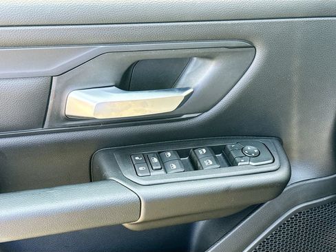 New 2026 RAM 1500 Express AWD/4WD image 18