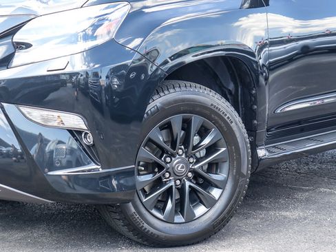 Used 2023 Lexus GX 460 Premium AWD/4WD image 3