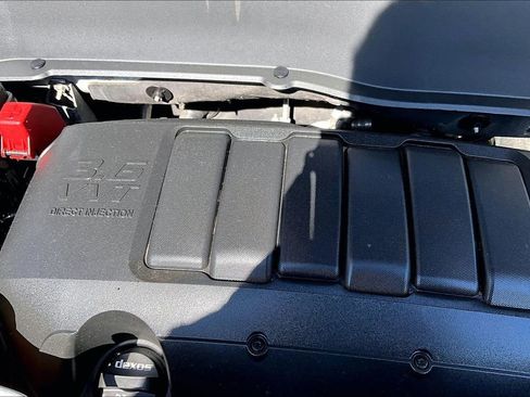 Used 2014 GMC Acadia Denali AWD/4WD image 32