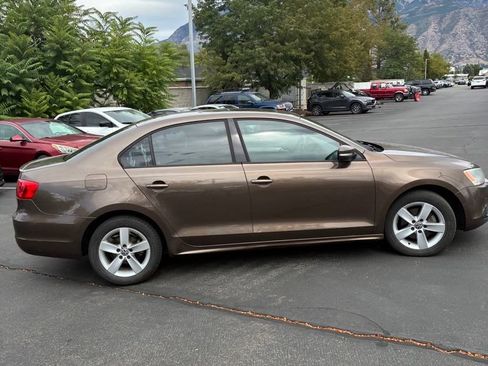 Used 2012 Volkswagen Jetta TDI FWD image 41