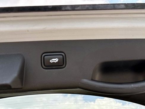 Used 2024 Kia Sportage SX FWD image 12