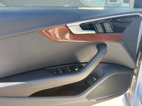 Used 2023 Audi A4 2.0T Premium w/ Convenience Package image 13