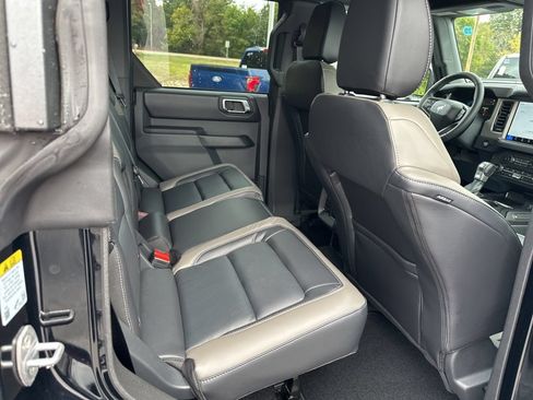 New 2025 Ford Bronco Outer Banks AWD/4WD image 12