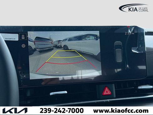 New 2026 Kia Carnival EX FWD image 34