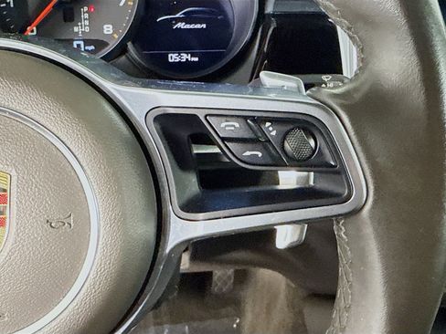 Used 2020 Porsche Macan image 15