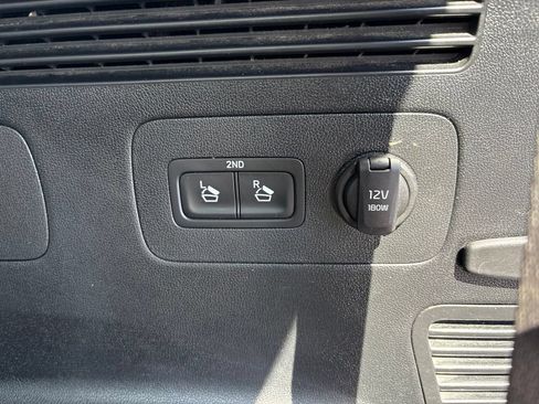 Used 2023 Kia Sorento EX AWD/4WD image 28