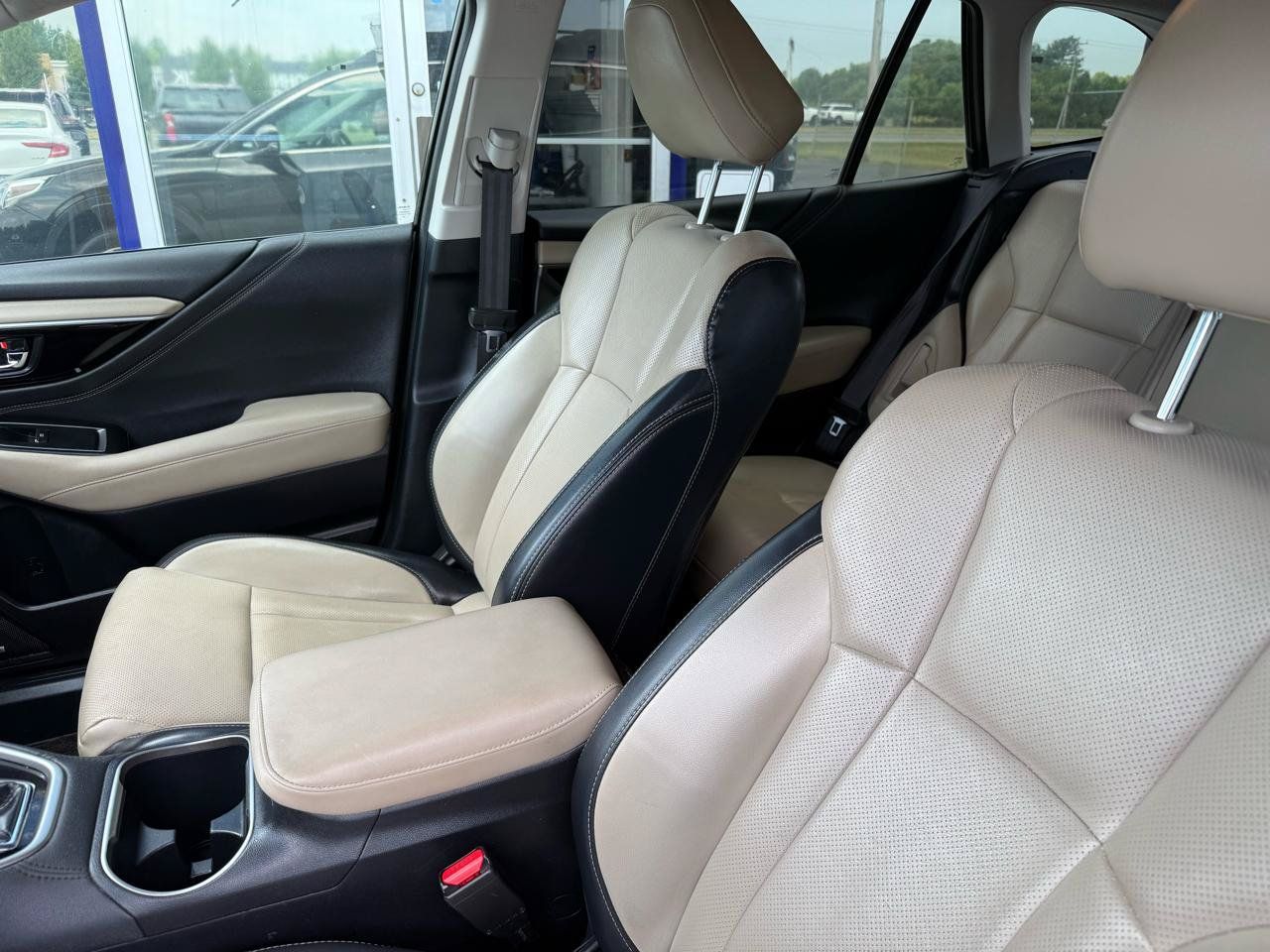 Used 2022 Subaru Outback Limited AWD/4WD image 13