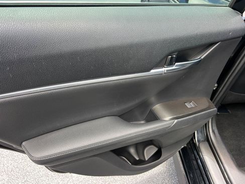 Used 2021 Toyota Camry XSE w/ Navigation Package FWD image 21