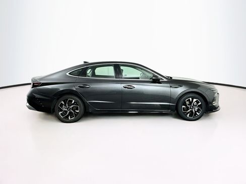 Used 2025 Hyundai Sonata SEL FWD image 10