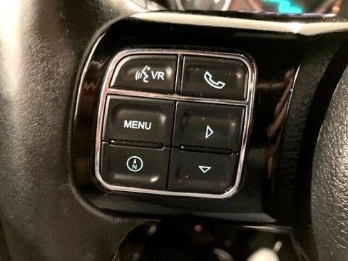 Used 2015 Jeep Wrangler Unlimited Sahara w/ Dual Top Group image 29