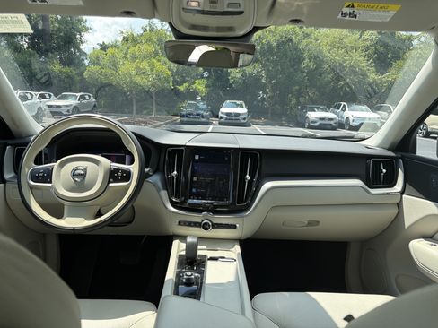 Certified 2023 Volvo XC60 B5 Core w/ Climate Package AWD/4WD image 30