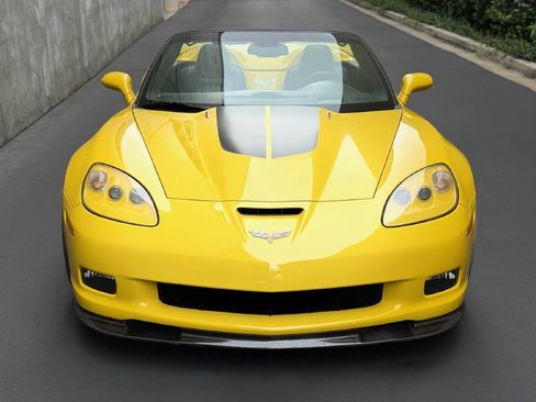 Used 2013 Chevrolet Corvette 427 w/ 1SB Preferred Equipment Group image 19
