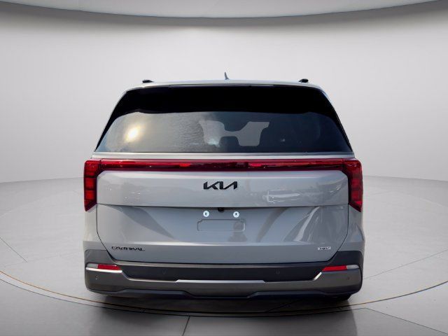 Certified 2026 Kia Carnival Hybrid FWD image 5