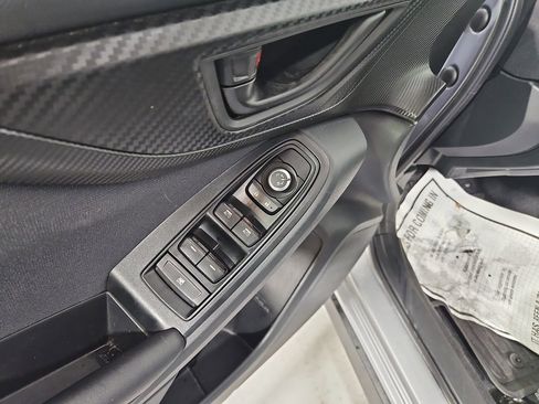 Used 2020 Subaru Crosstrek 2.0i Premium w/ Moonroof Package 2 image 12