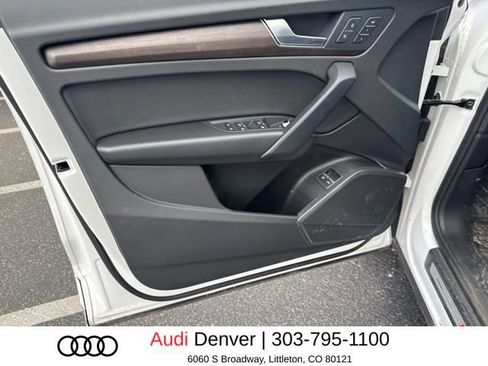 Certified 2024 Audi Q5 e Premium w/ Convenience Package AWD/4WD image 9