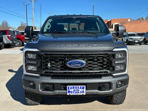 Used 2023 Ford F250 Lariat w/ Lariat Ultimate Package image 2