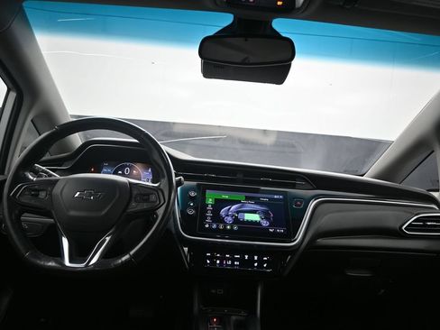 Used 2022 Chevrolet Bolt LT FWD image 18