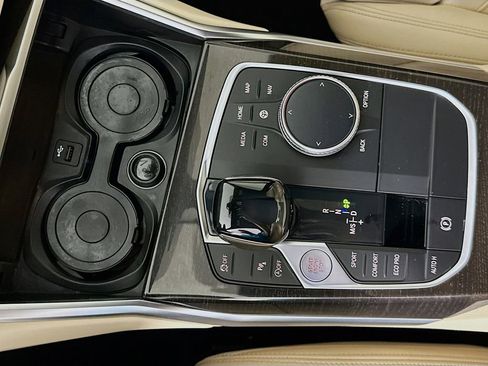 Used 2021 BMW 330i Sedan w/ Convenience Package image 17