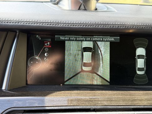 Used 2014 BMW 750Li image 39