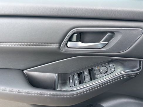 New 2026 Nissan Rogue SV image 12