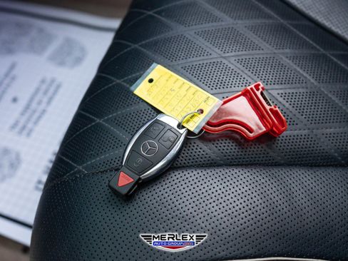 Used 2015 Mercedes-Benz S 550 Sedan image 51