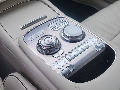 New 2026 Genesis G90 3.5T AWD/4WD image 16