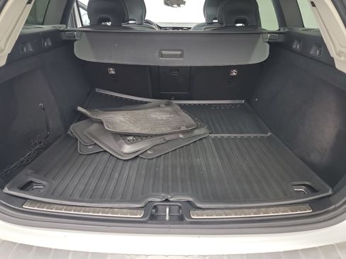 Used 2025 Volvo V60 B5 Cross Country Plus AWD/4WD image 26