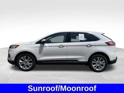 Used 2020 Ford Edge Titanium AWD/4WD image 2