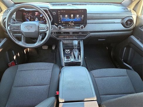 Used 2024 Chevrolet Colorado Trail Boss w/ Technology Package image 14