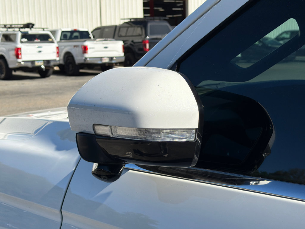 Used 2023 Ford Expedition Limited RWD image 12