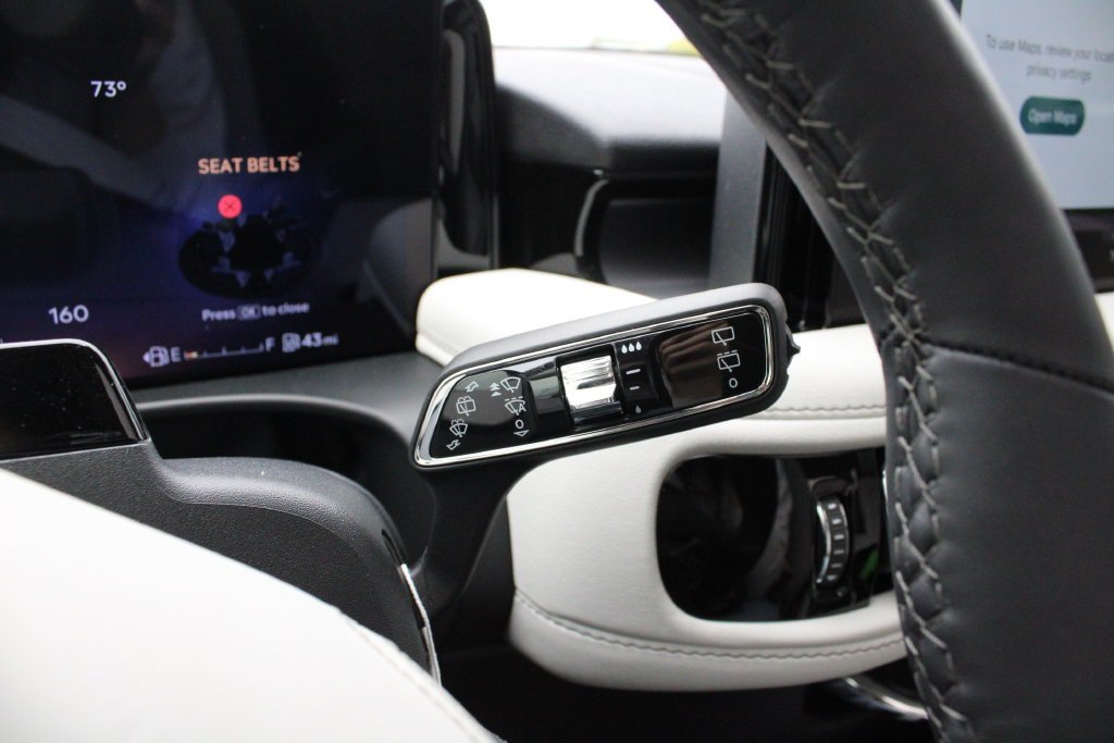 New 2027 Lincoln Aviator AWD image 13