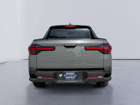 Used 2026 Hyundai Santa Cruz SE FWD image 4
