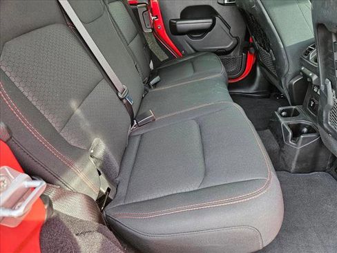 Used 2021 Jeep Wrangler Unlimited Rubicon image 20