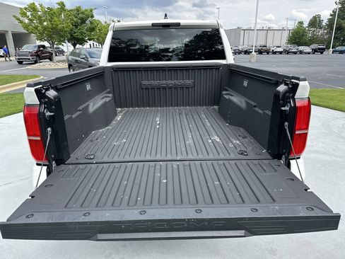 Used 2024 Toyota Tacoma TRD Sport RWD image 32